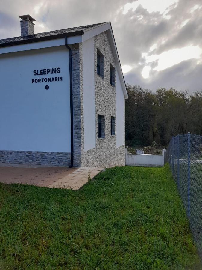 Sleeping Portomarin 2 Otel Dış mekan fotoğraf